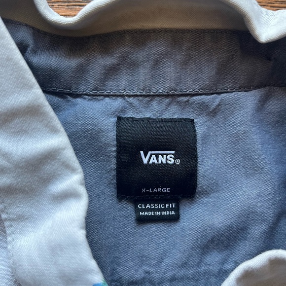 Men's VANS Shirt Gray Parrot Bird XL Pocket TIKI Beach Summer Skate Tropical - Picture 5 of 14